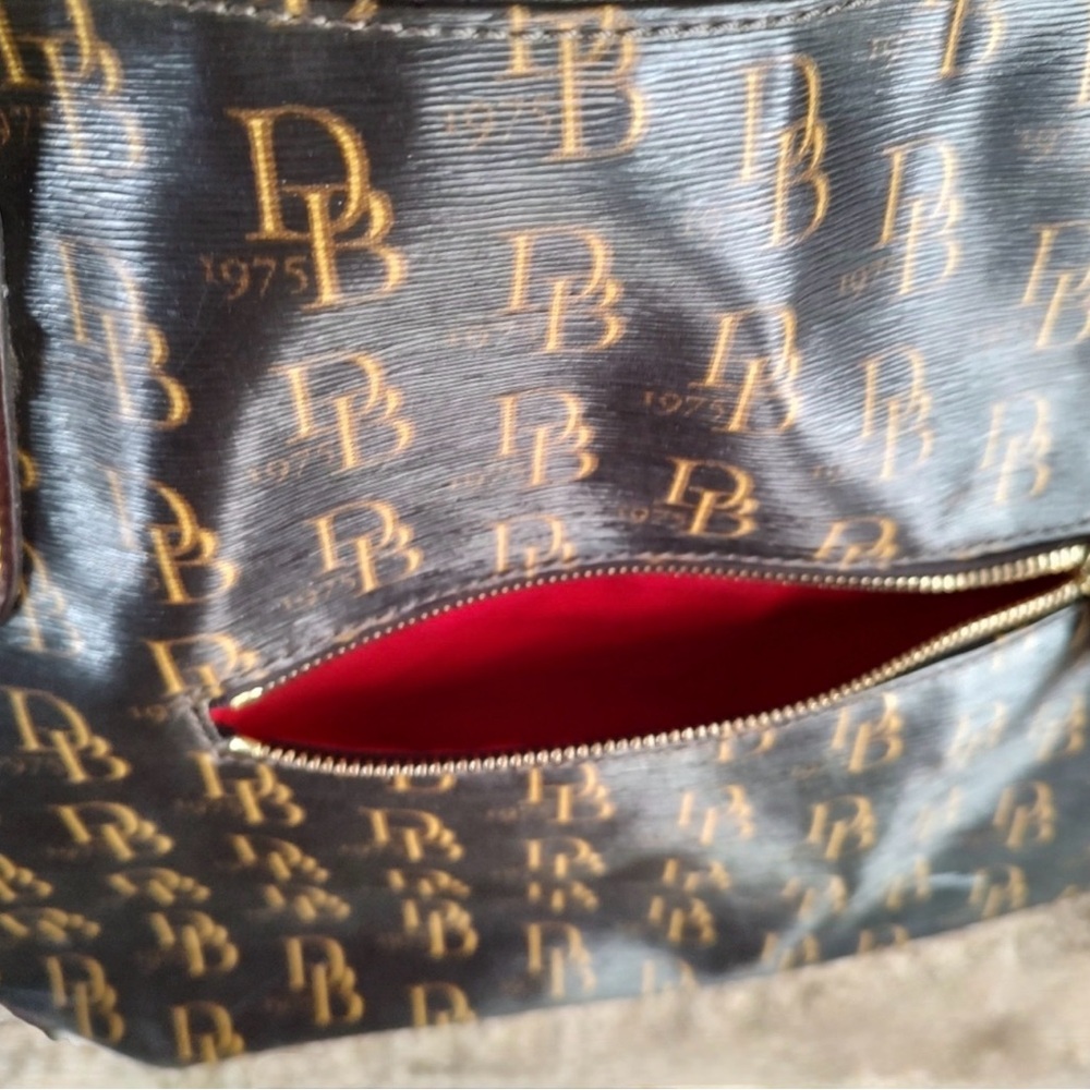 Dooney & Bourke Set 1975 - Final Reduction - Picture 5 of 15